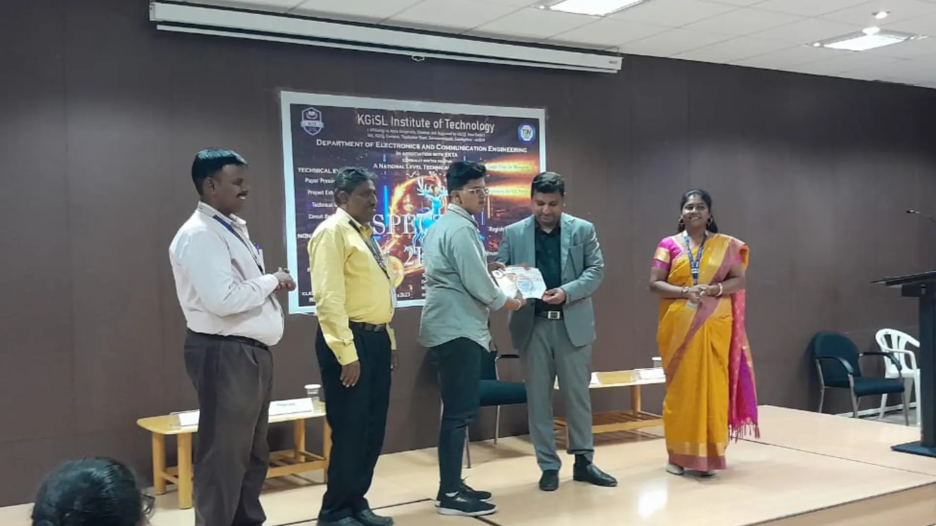 Bala Adithya M of I B.Sc. ECS Secures Third Prize in Project Exhibition at KGiSL Educational Institutions.